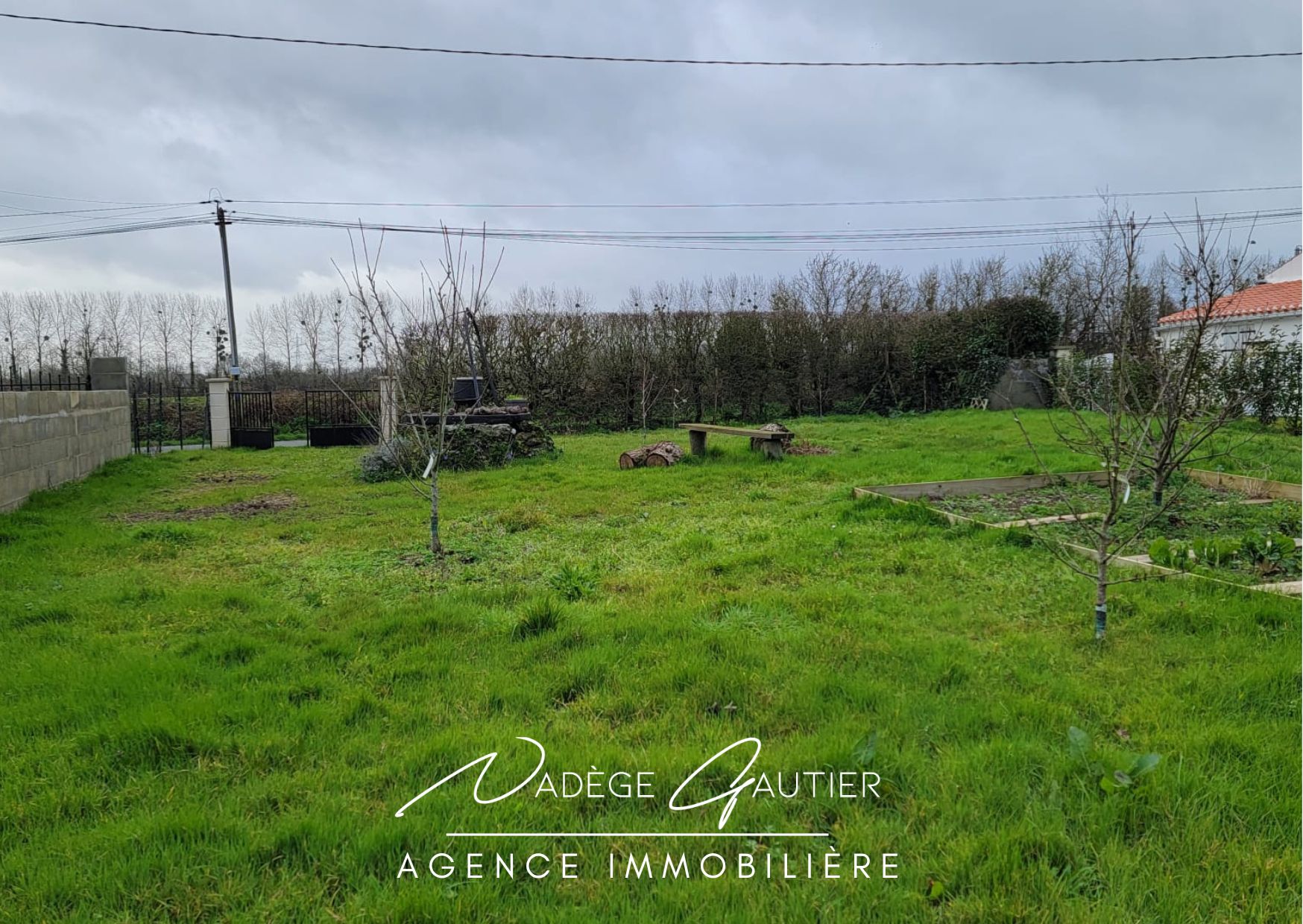 Terrain constructible de 438 m²